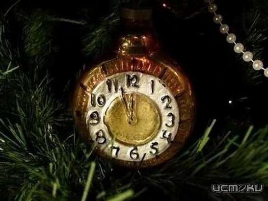 Лекция о старинных новогодних игрушках и об Орловской фабрике стеклянных изделий 