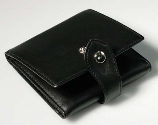 Орловчанин украл кошелек из сумки врача в поликлинике