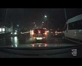 В Орле иномарка на глазах у сотрудников ДПС проскочила по встречке