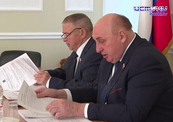 Важные законодательные инициативы обсудили вчера в Орловском облсовете.