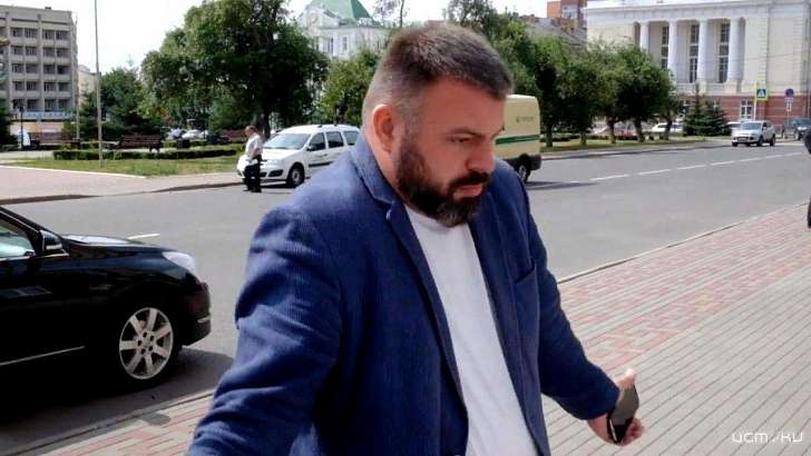 Умываться святой водичкой: советник Клычкова рассказал, что спасло его от COVID-19