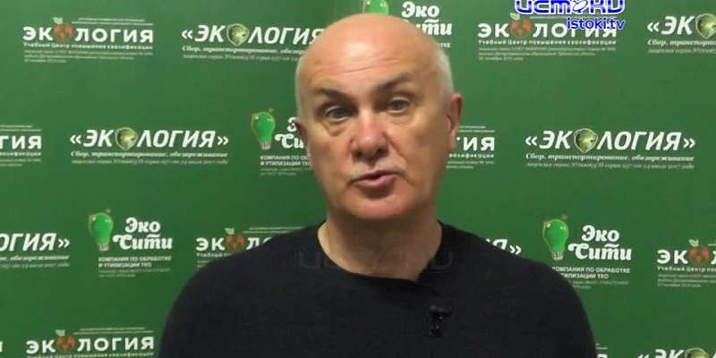 Орловщина совсем скоро может утонуть в горах мусора. Низкий профессиональный уровень чиновников и их умение не замечать проблемы привело почти к банкр...