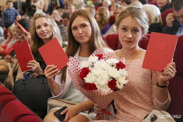 В этом году ОГУ выпустил почти 4000 молодых специалистов