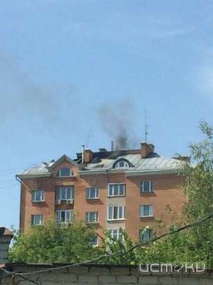 Снова в доме по переулку Почтовому горит кровля