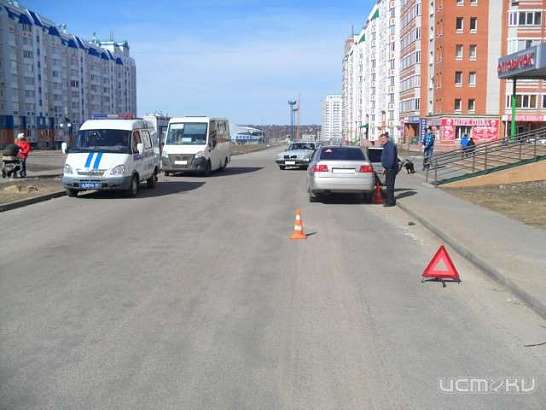 В спальном районе Орла автомобиль сбил пешехода