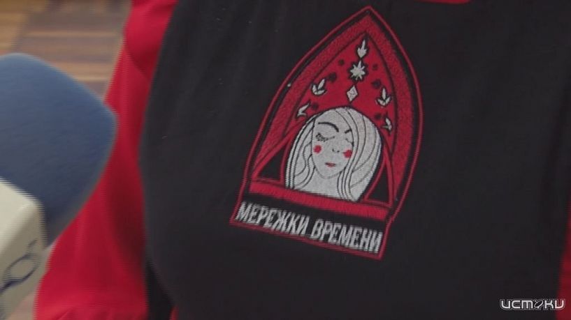 Выставка про моду с дефиле. "Мережки времени" 