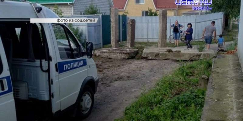 Вооруженный мужчина остановил авто, а в Орле начали строить «Леруа Мерлен»