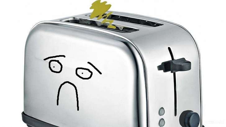 Орловчанин украл из общежития тостер и хлебопечку