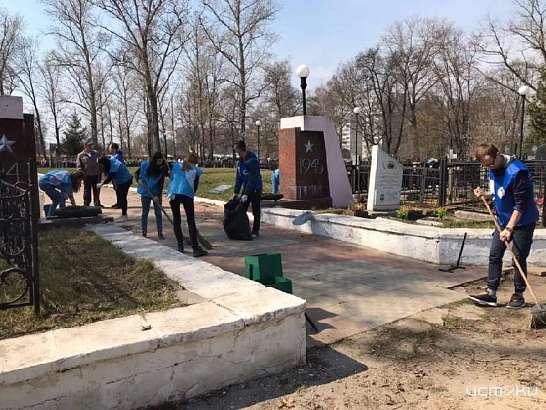 Субботник продолжается: волонтеры Победы наводят чистоту на Орловщине