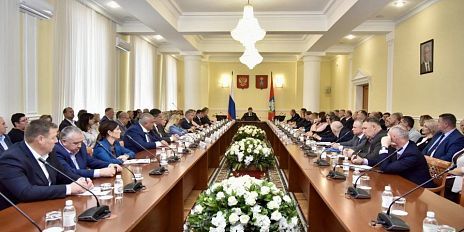 Губернатор Орловской области представил новых исполняющих обязанности глав районов