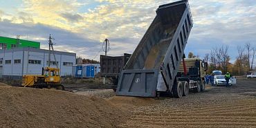 дтп На территории орловского завода грузовик насмерть сбил мужчину