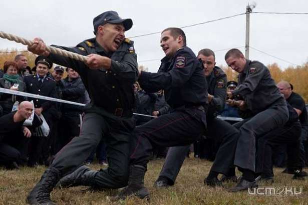 В Орле отметили юбилей образования регионального УМВД по-спортивному