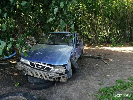 В одном из районов Орловщины иномарка улетела с трассы в кювет