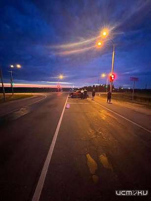 Под Орлом водитель «Рено» въехал в грузовик и сбежал