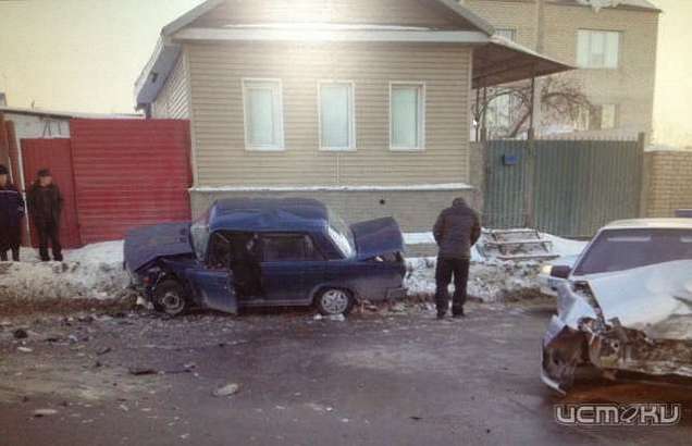 В Железнодорожном районе Орла жестко столкнулись два ВАЗа