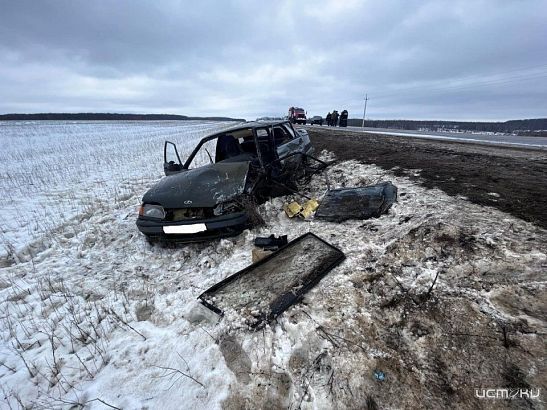 Не выдержал боковой интервал: под Орлом в ДТП разбился водитель «Lada Samara»