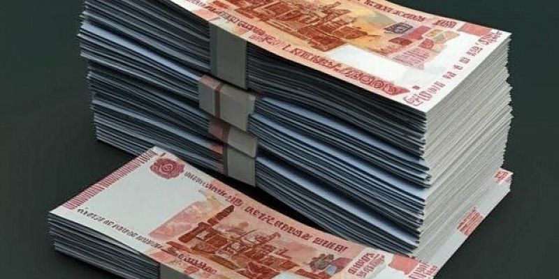 У торговца немаркированными сигаретами в Орле конфисковали автомобиль и деньги 