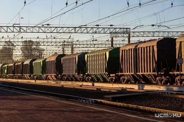 Динамика грузоперевозок: в Орловской области погрузка выросла на 32,4 % в первом полугодии 2026 года