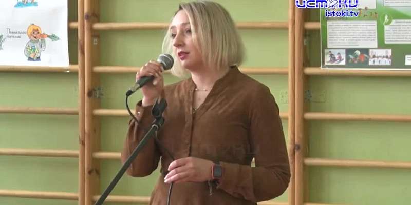 "Готов к труду и обороне" - это не пустые слова. Во многих семьях среди памятных мелочей прошлого до сих пор хранятся значки ГТО. Школа №27 является л...