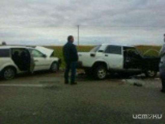 В Знаменском районе в ДТП пострадали три человека