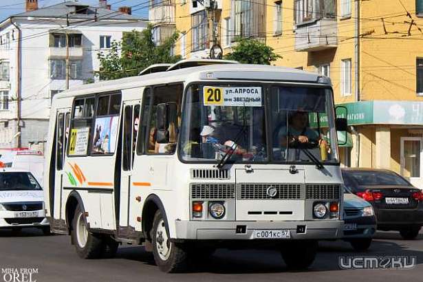 В Орле водитель закрыл женщину в маршрутке и ушел обедать