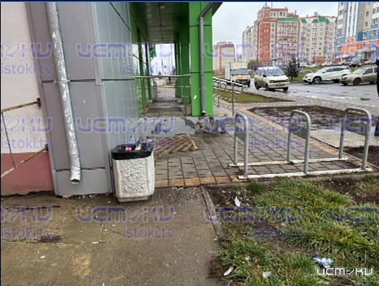 «Совсем не на 5». Жители микрорайона Зареченский в Орле прислали нам фотографии внешнего вида продуктового магазина