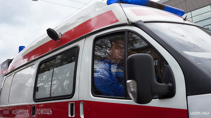 На ножах: молодой амчанин умер в больнице после ссоры с собутыльником