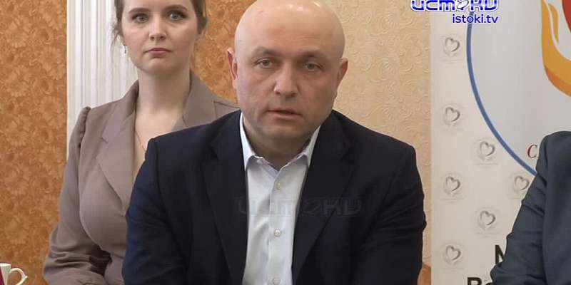 Тройка лучших из 100 претендентов. Город выбрал лучшего учителя, воспитателя и тренера. Победители продолжат борьбу на региональном уровне