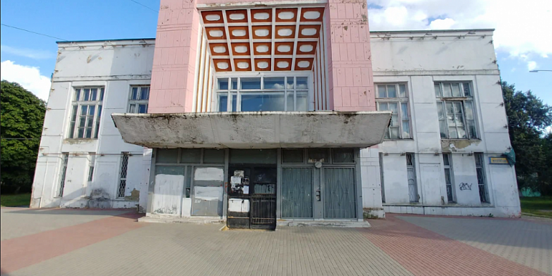 Кинотеатр «Родина» обретет новую жизнь под руководством предпринимателя Олега Карпикова