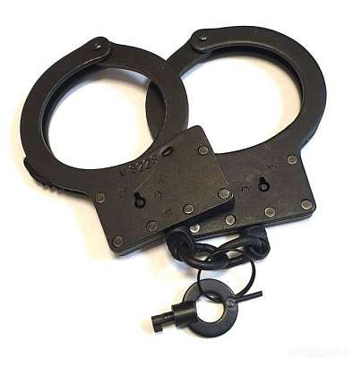 В Орле мужчина поджёг автомобиль