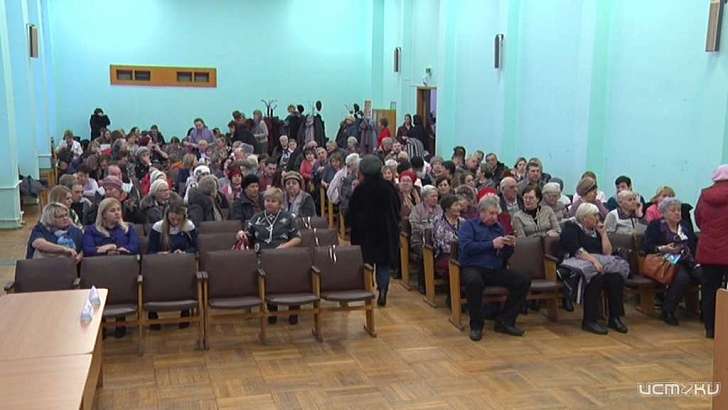 «Мусорная» тема и протекающие крыши: что волнует жителей Советского района Орла