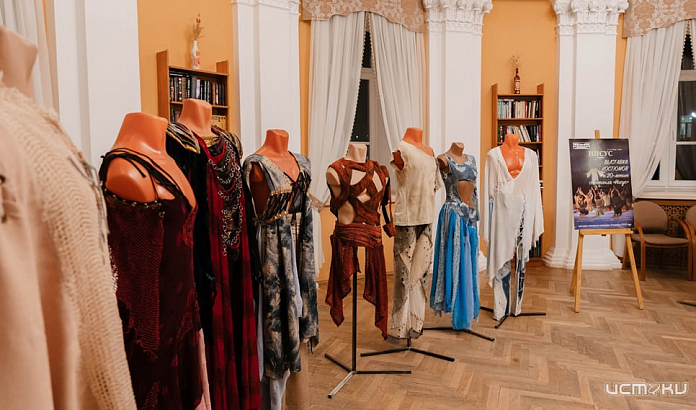 В Орле в театре «Свободное пространство» открылась выставка, посвященная 20-летию мюзикла «Иисуса»