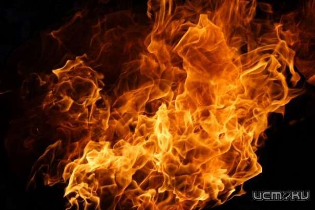 В поселке Залегощь из-за пожара эвакуировали 14 человек