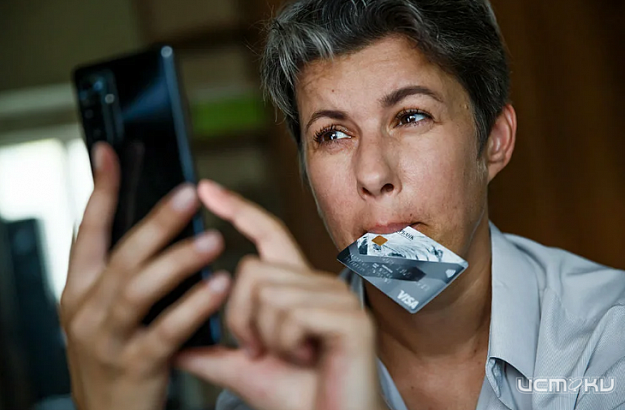 После посещения интернет-сайтов две орловчанки лишились крупных сумм