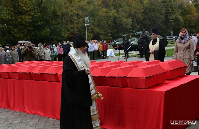 Во Мценском районе на мемориале танкистам перезахоронили останки солдат Красной Армии