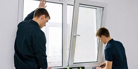 Монтаж пластиковых окон по ГОСТ: почему это важно и как избежать ошибок