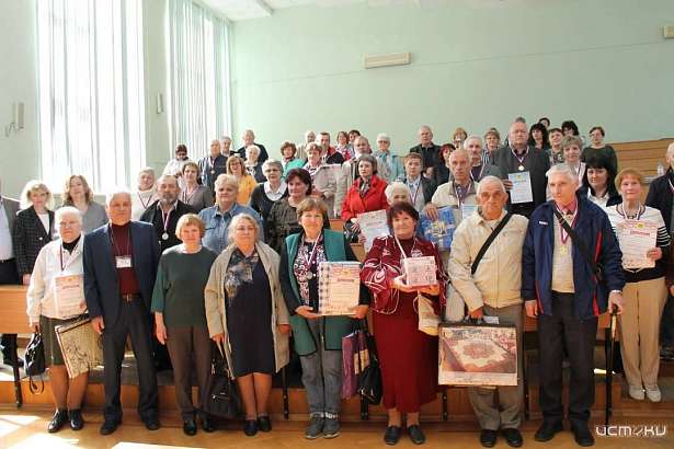 «Ростелеком» поддержал чемпионат по компьютерному многоборью среди пенсионеров в Орле