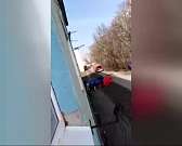 Видео: орловчанина отговорили от прыжка с четвертого этажа