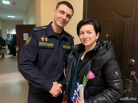 Орловские судебные приставы провели акцию «Вам, любимые!»