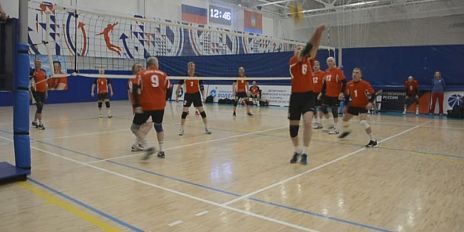 «Памяти ушедших волейболистов». Межрегиональный турнир по волейболу прошел на выходных в Орле