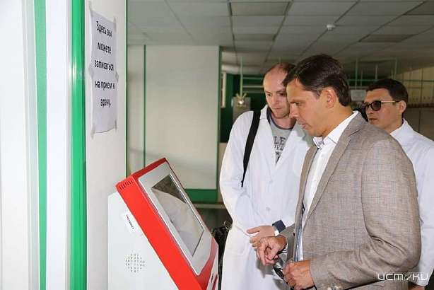 Губернатор Орловской области оценил работу городских поликлиник 