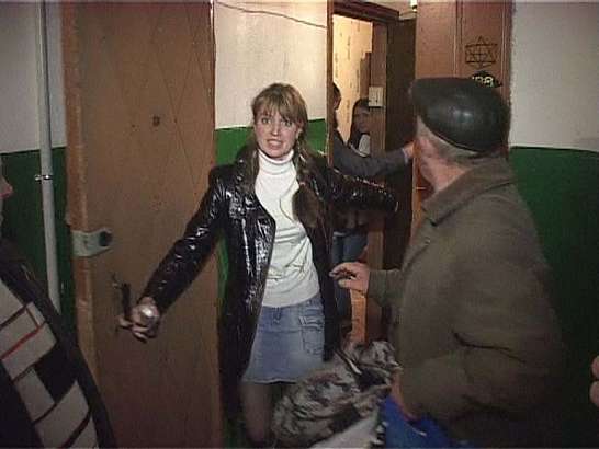 Не хочешь добровольно — выселим силой....