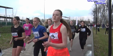 Быстрее, еще быстрее. На днях любители "Королевы спорта" померялись силами в парке Победы 