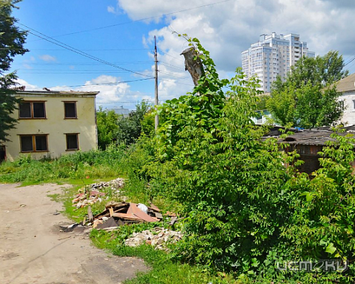 В Орле снова полыхала аварийная двухэтажка