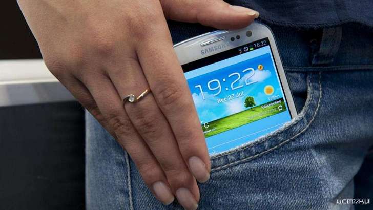 В Орле поймали женщину, которая обокрала мужчину в баре