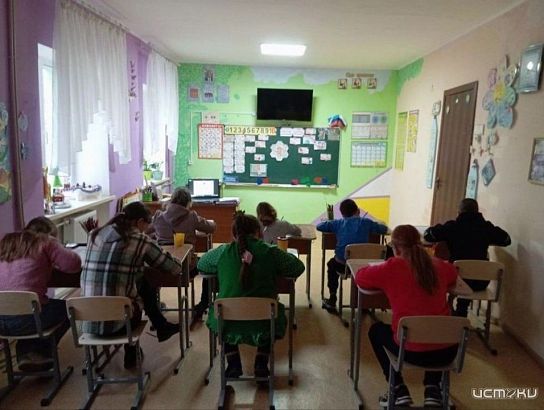 Орловщина поможет отремонтировать кровлю Топольского учебно-воспитательного комплекса в Троицком муниципальном округе ЛНР Орловщина поможет отремонтировать кровлю Топольского учебно-воспитательного комплекса в Троицком муниципальном округе ЛНР