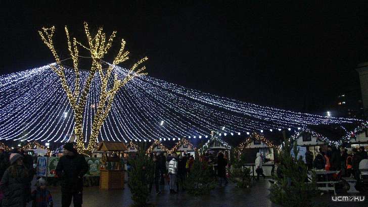 После суда орловские чиновники все-таки оплатили ремонт иллюминации