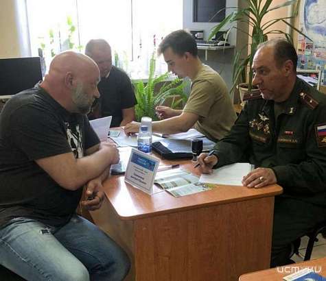 В Ливенском районе прошла ярмарка вакансий для контрактников