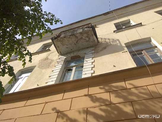 Власти: дом 23 на ул. Ленина теперь не представляет опасности для орловчан