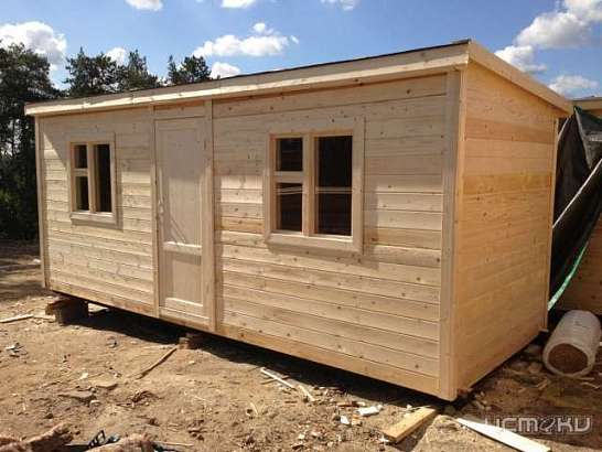 Дача из бытовки